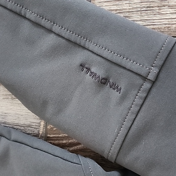 Wm The North Face Windwall Jacket 'Sm - Picture 4 of 7